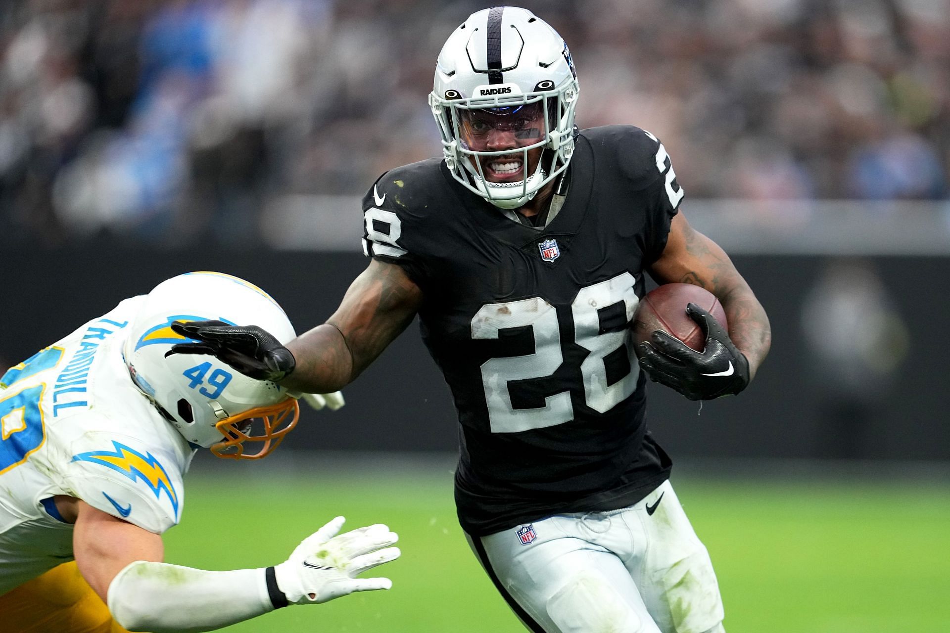 Josh Jacobs Fantasy Outlook Will the Raiders RB feature in Week 15?