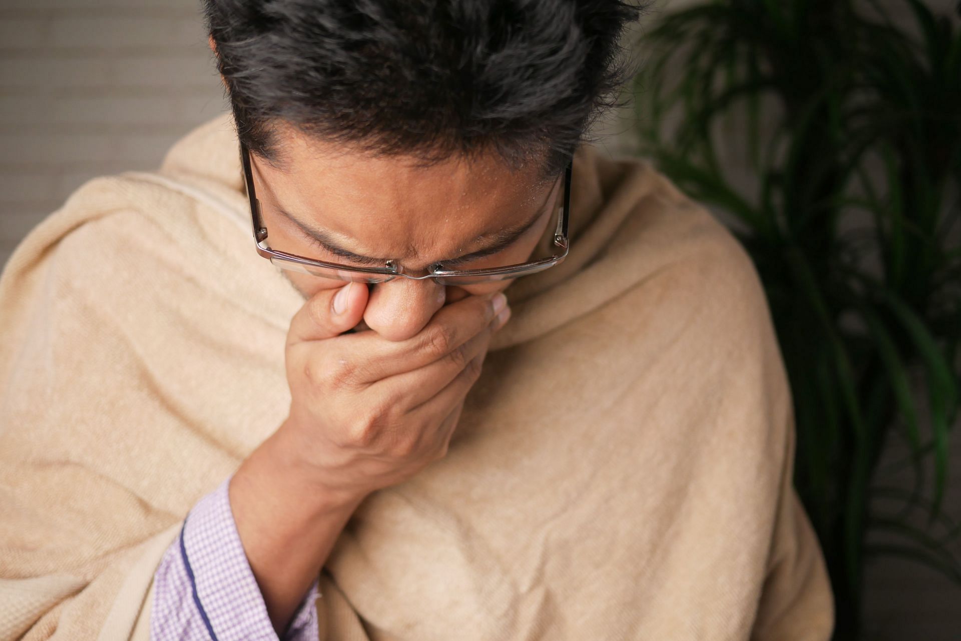 Um nariz entupido pode ser irritante e muitas vezes interfere nas atividades diárias.  (Imagem via Pexels/Towfiqu Barbhuiya)