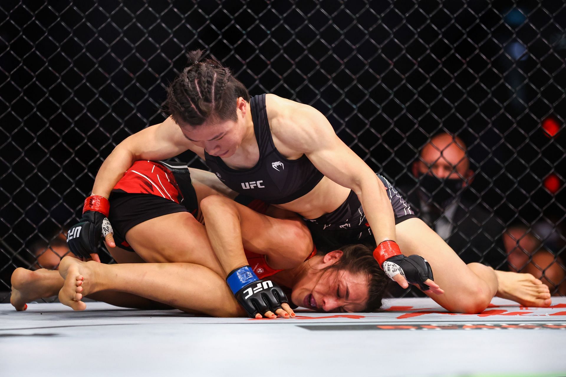 Weili Zhang settled the score against Joanna Jedrzejczyk with a spinning backfist