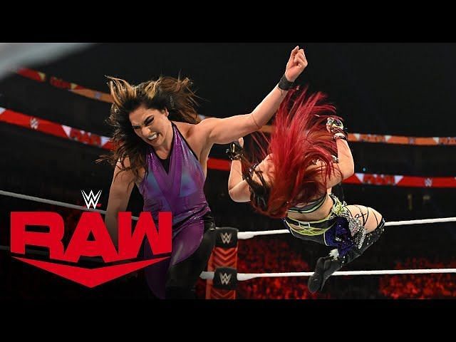 Why is Sasha Banks no longer in WWE?