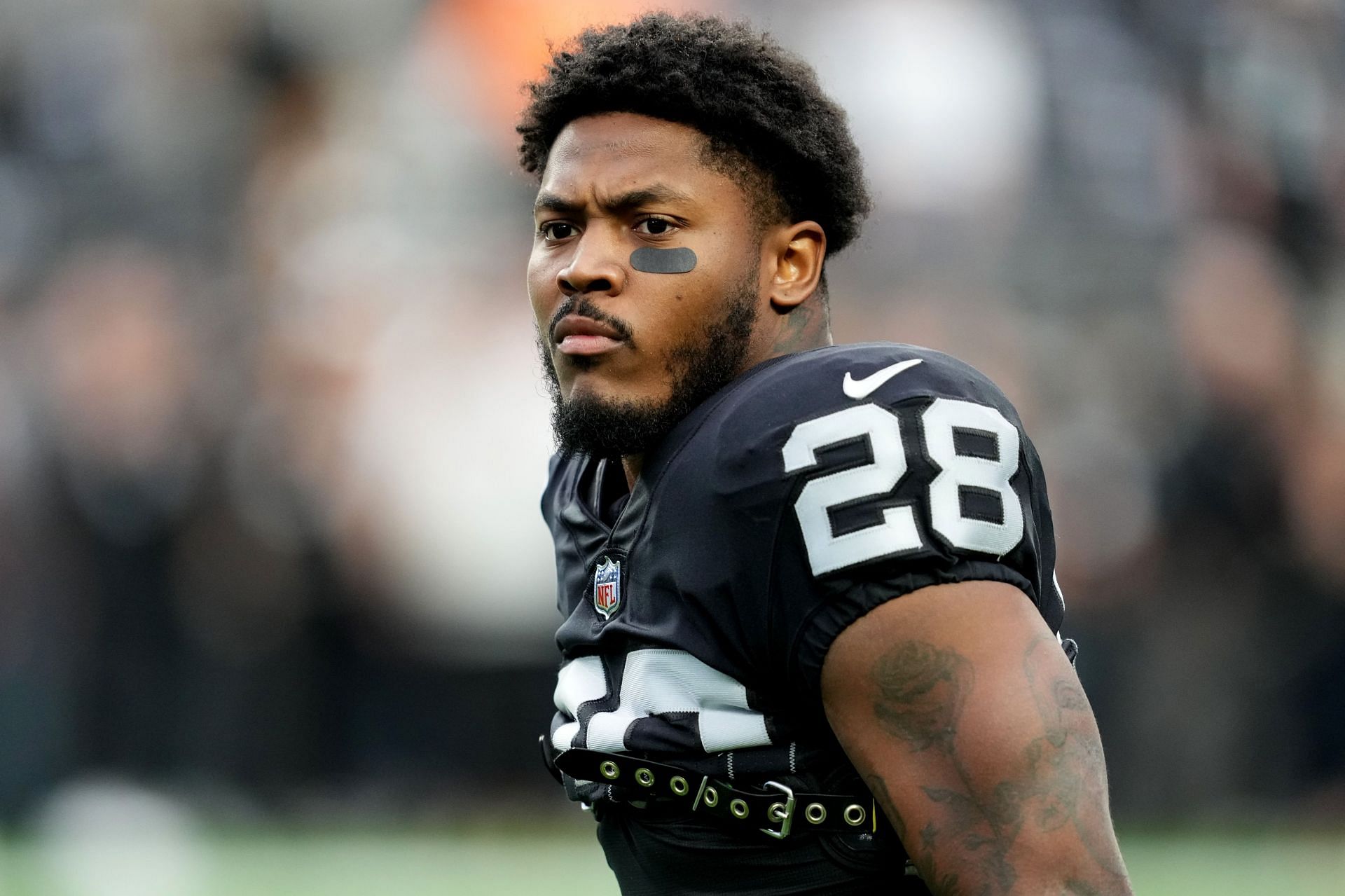 Josh Jacobs Fantasy Outlook Will the Raiders RB feature in Week 15?