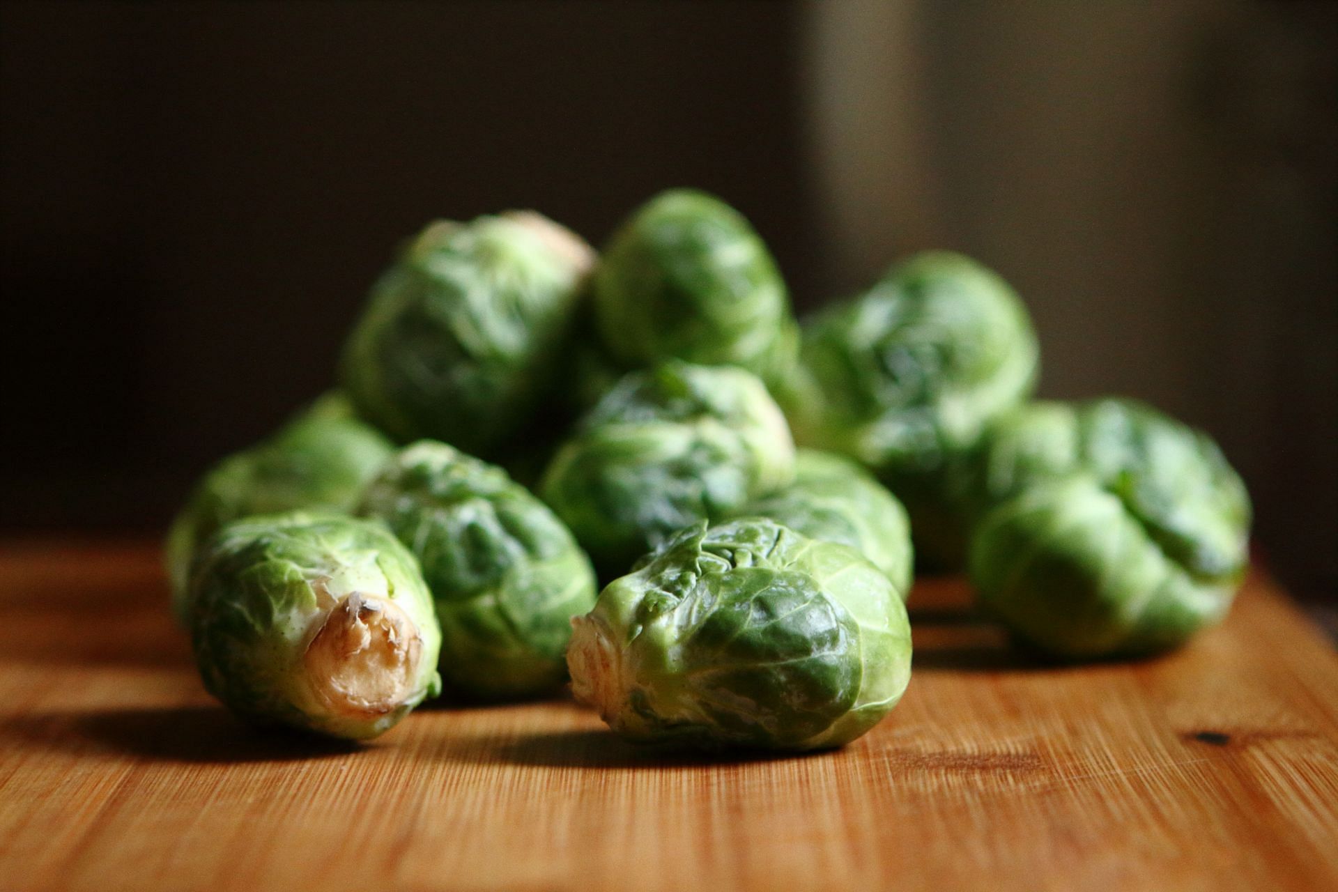 Brussels sprouts are nutritious and rich in dietary fiber (Image via Unsplash/Keenan Loo)