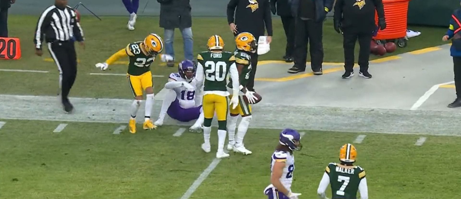 Jaire Alexander backs up trash talk, hits the Griddy on Justin Jefferson