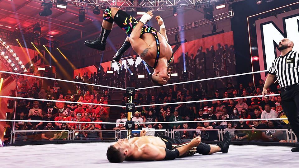 The NXT Championship match had a botched ending.