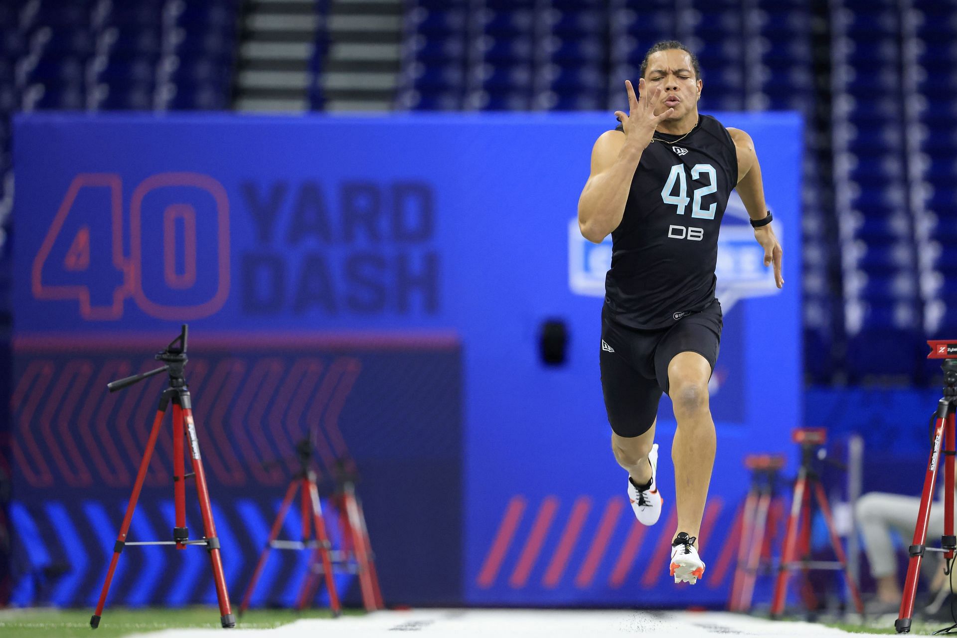 "Would you share your history?" Top 5 craziest NFL Combine