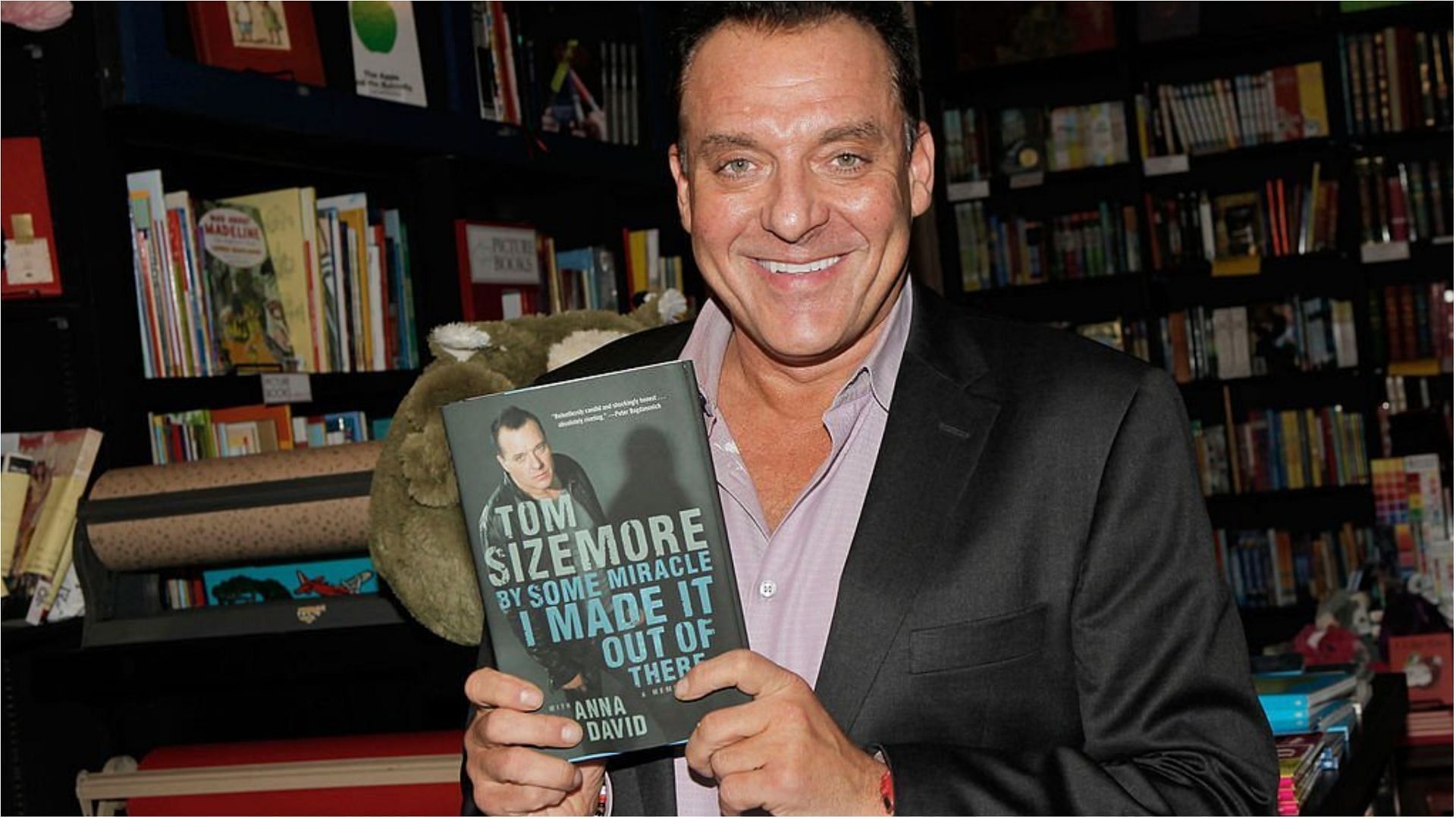 Tom Sizemore Addiction Battle Explored As Actor Remains In Coma With ...
