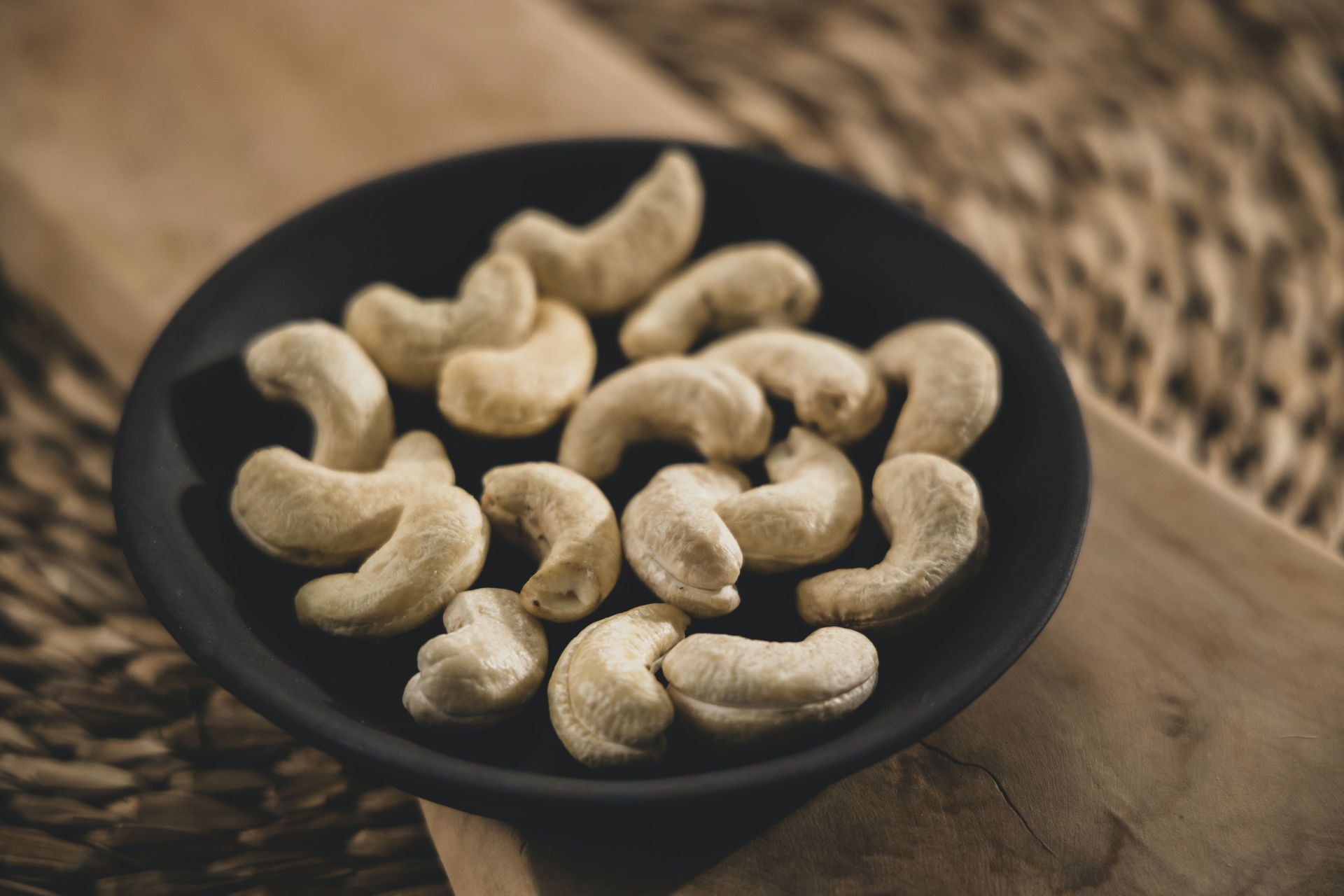 Are Cashews Good for You? Here's What You Should Know Before Munching