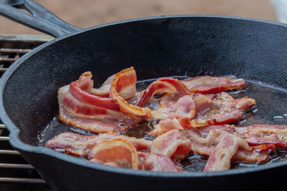 How Many Calories in Bacon A Look at Bacon Nutrition Facts