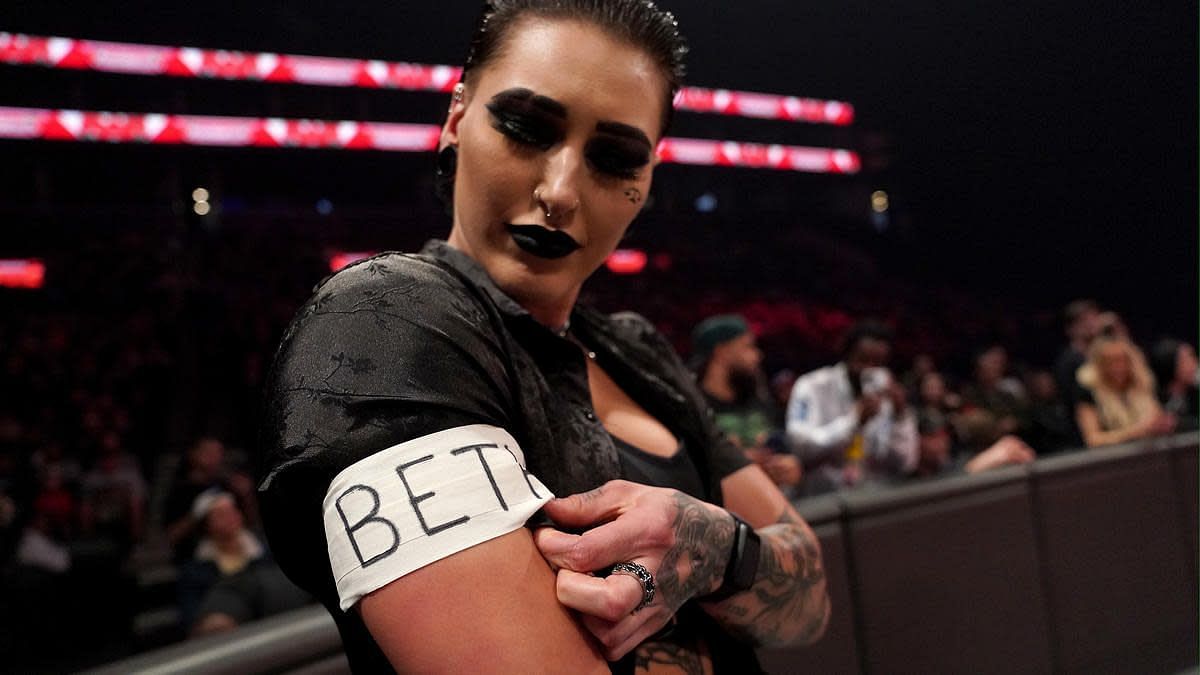 "She's legit" - WWE Hall of Famer is a big fan of Rhea Ripley (Exclusive)