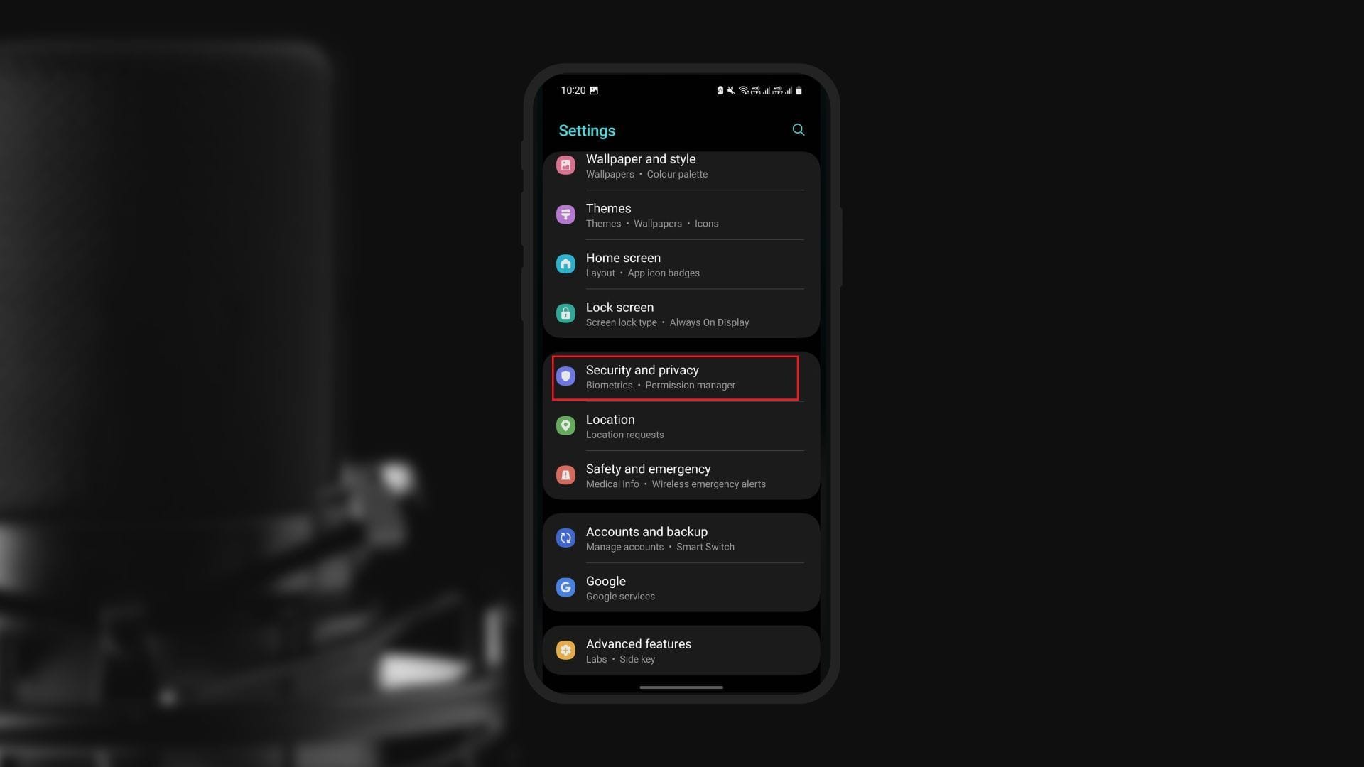 How to turn off microphone on Android devices