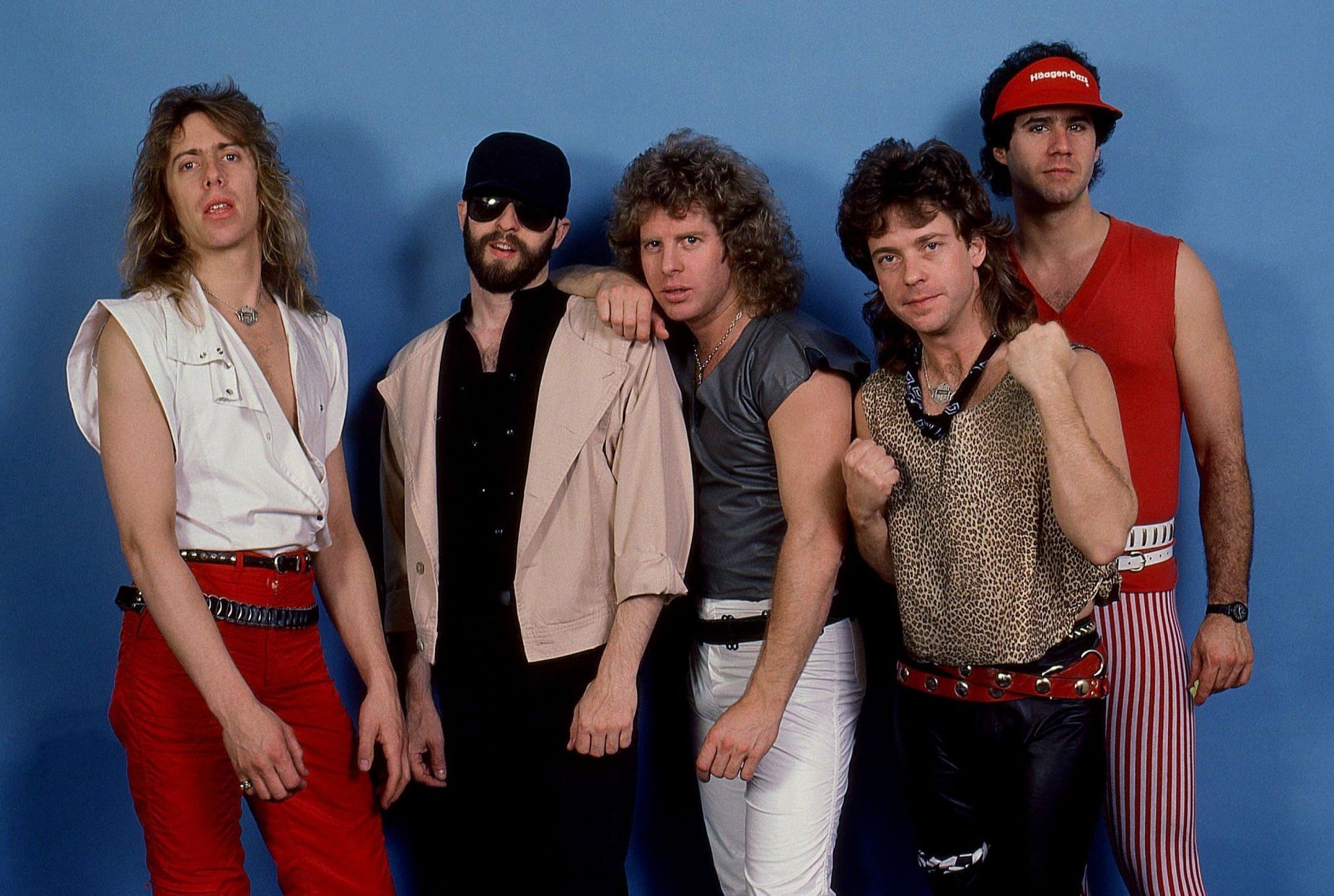 who did night ranger tour with in 1985