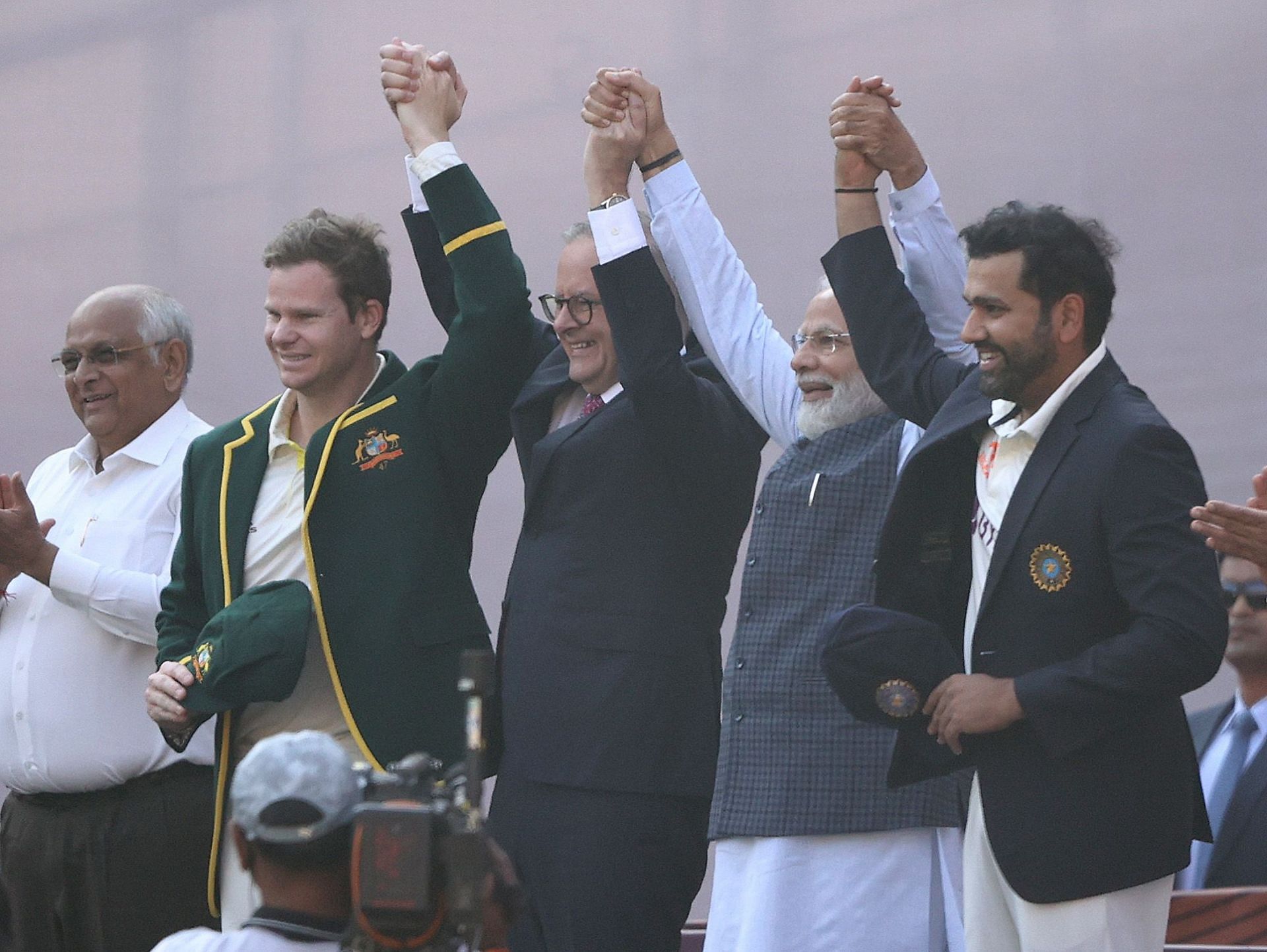 India v Australia - 4th Test: Day 1
