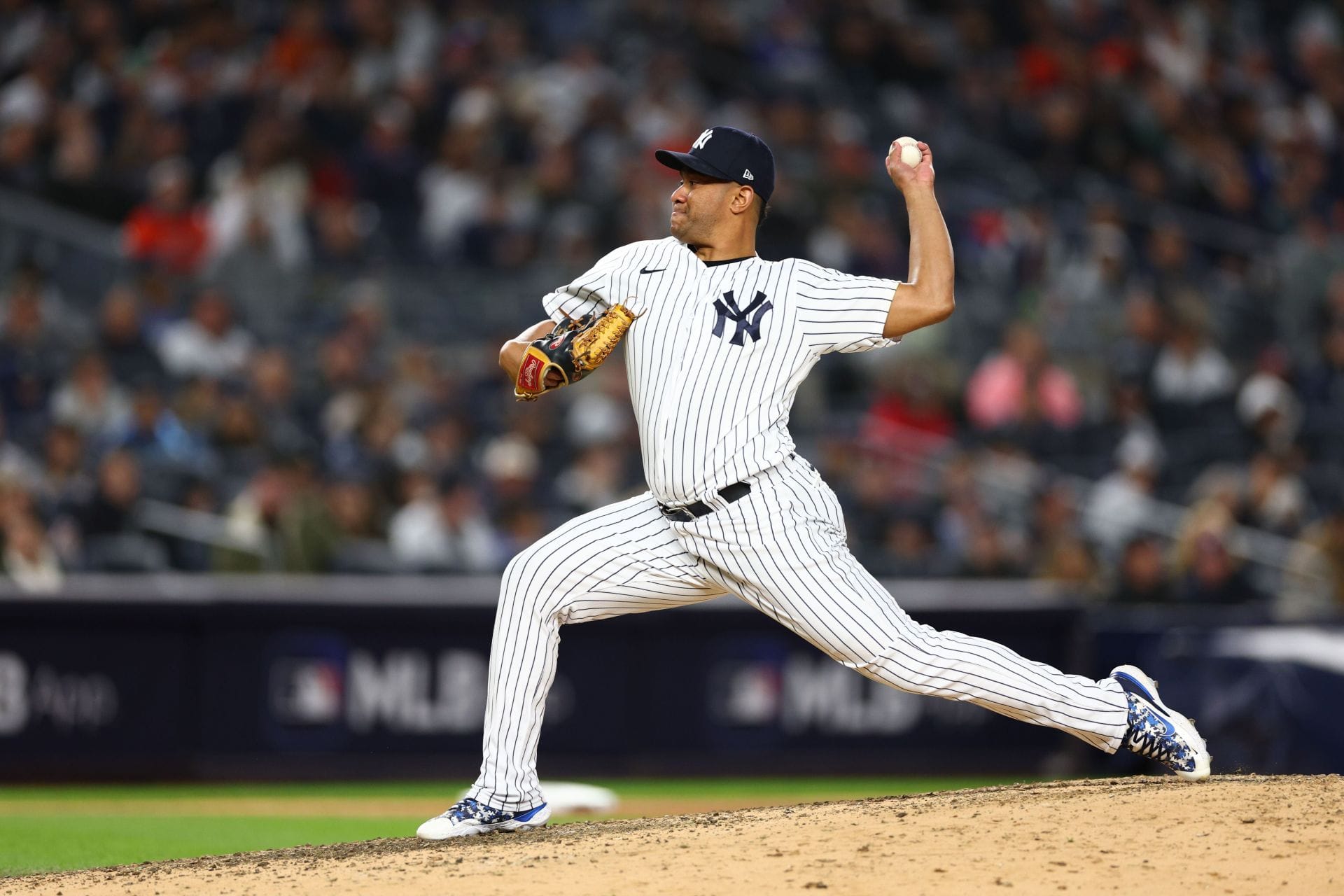 MLB News Roundup New York Yankees’ Wandy Peralta strikes out hitter in 20 seconds, Miguel Rojas