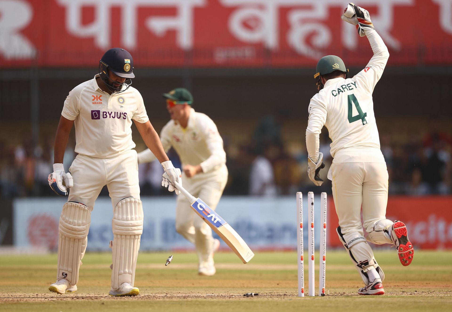 India-Australia 3rd test match: stunning shots of batsmen and bowlers in action