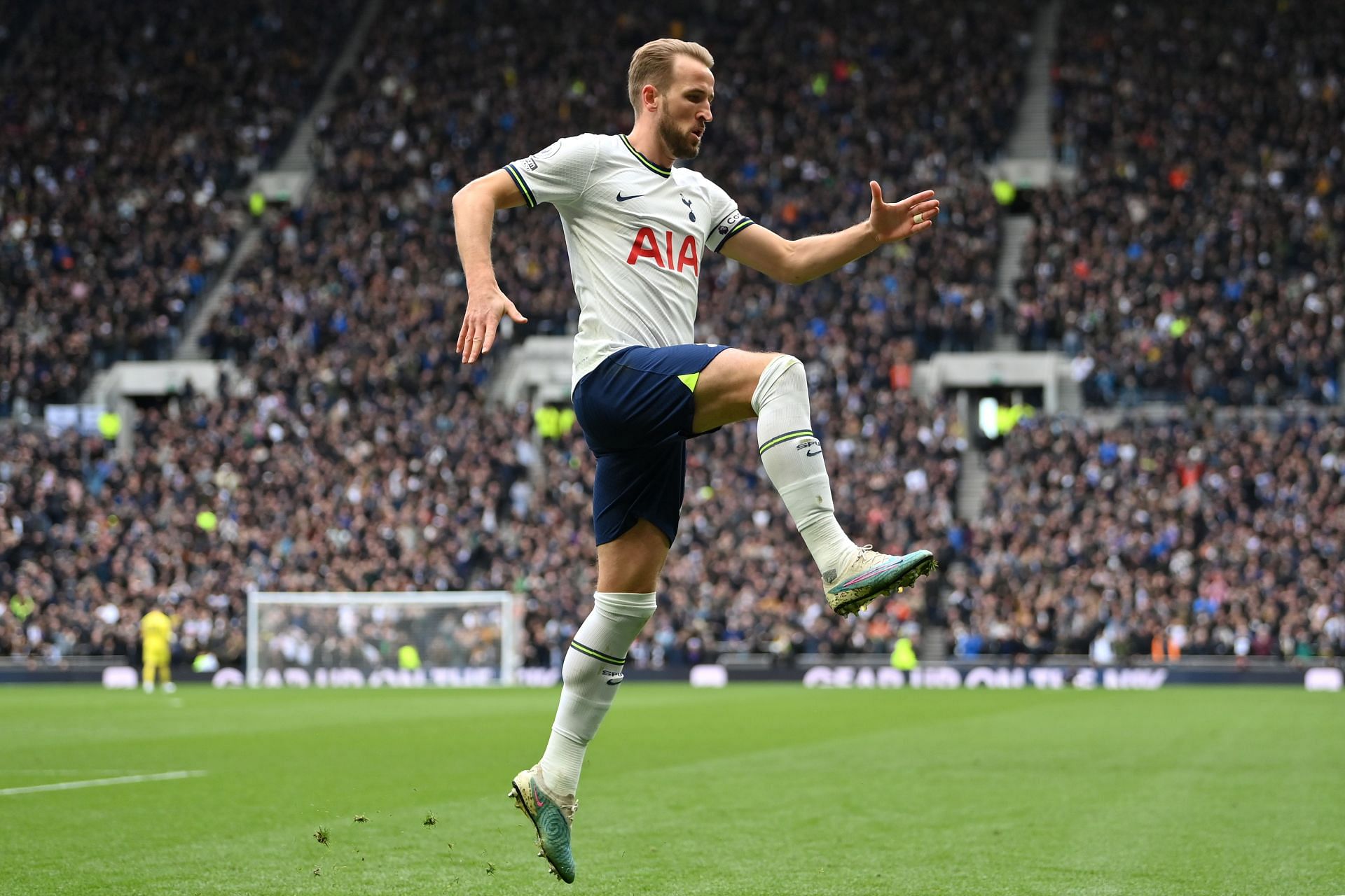 Real Madrid are monitoring Harry Kane.