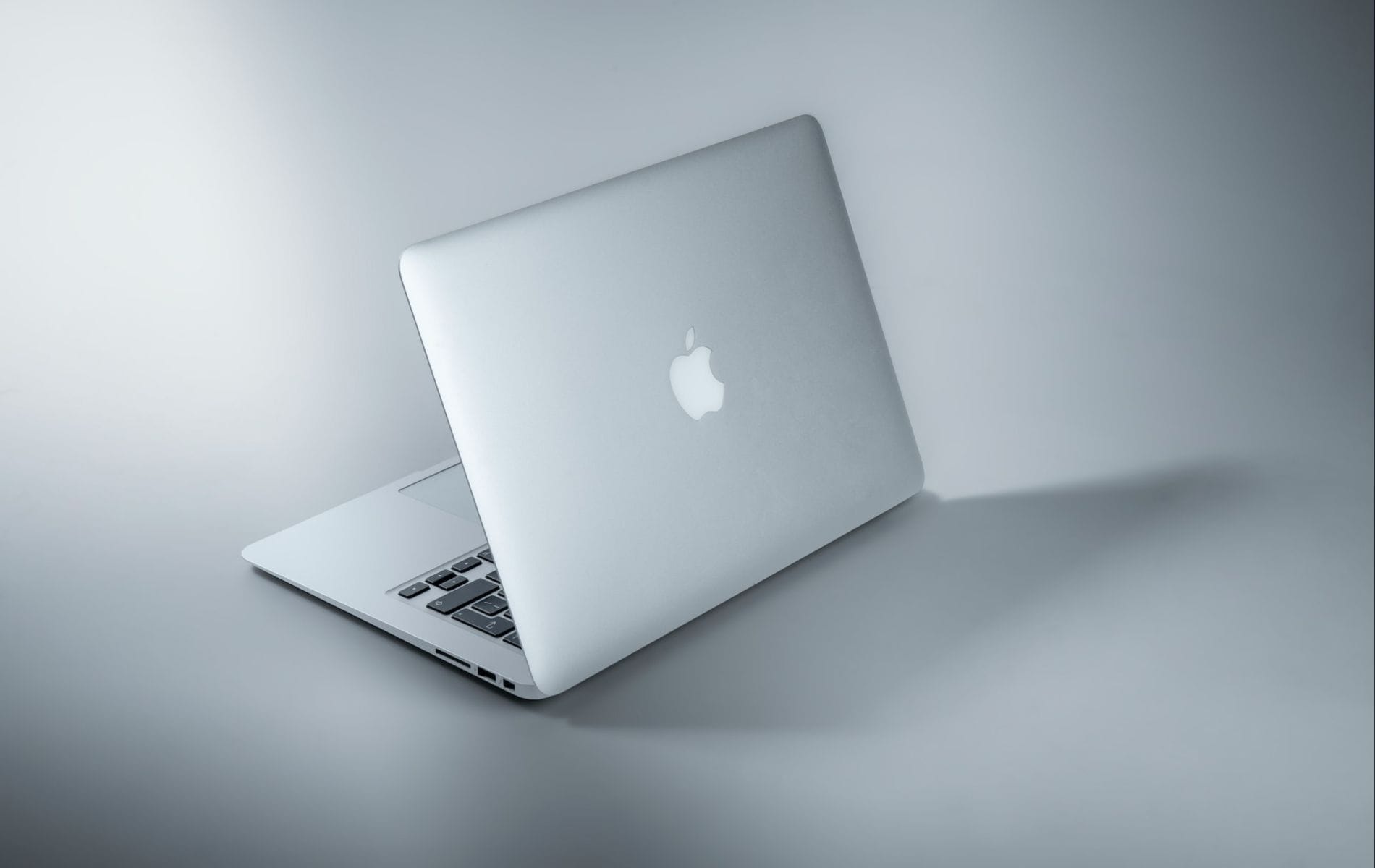 Apple MacBook Air and MacBook Pro prices hit all-time low: Where to buy ...