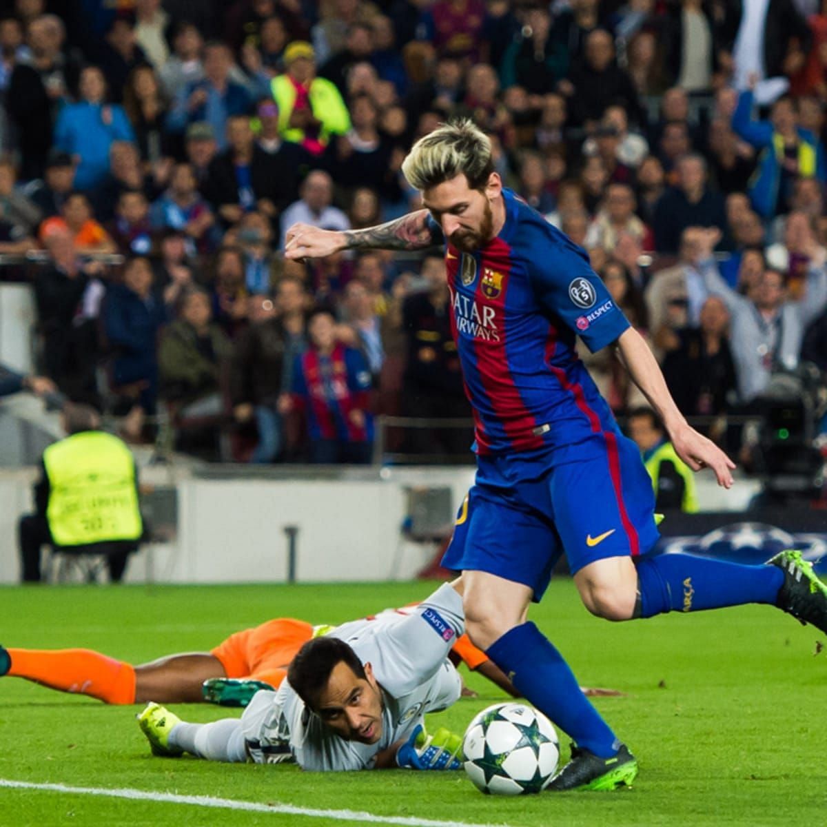 Messi: Lionel Messi's Magnificent Moments: 15 Times The Little Magician ...