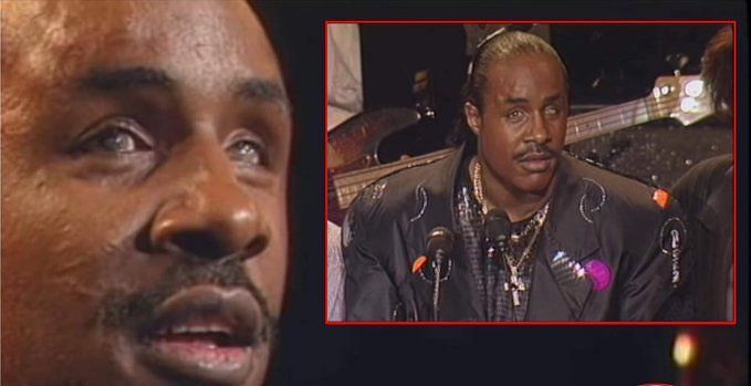 How did Stevie Wonder go blind? Picture of singer without glasses