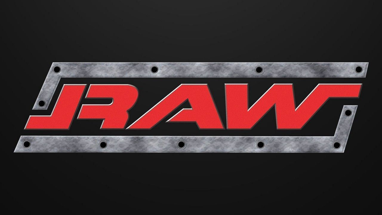 ब्रॉन्सन रीड WWE Raw में अनडिफिटेड हैं 