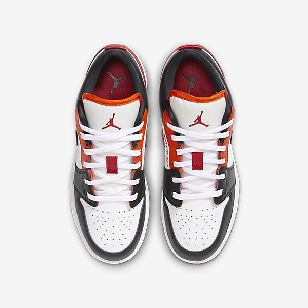 Air Jordan 1 Low Flaming Swoosh: Nike Air Jordan 1 Low 