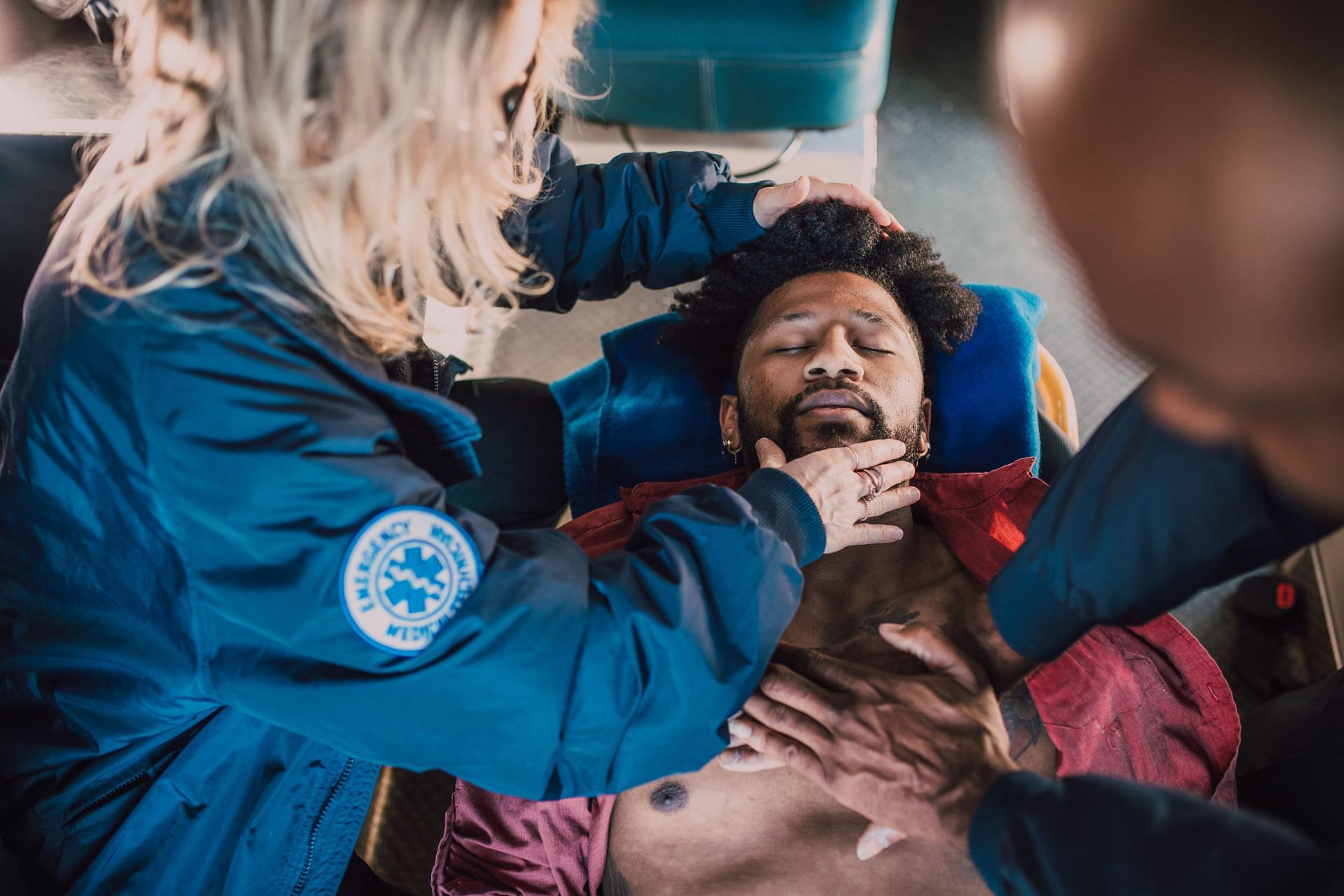 Emergency medical personnel will work to restore the breathing and heart rate of the person with exercise-induced anaphylaxis (Image via Pexels/Rodnae Productions)