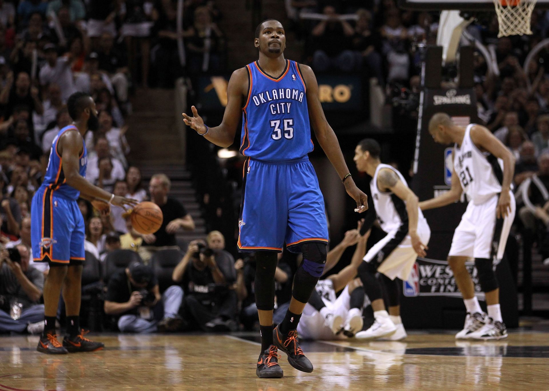 Why does Kevin Durant lie about his height? Real height and reason explored