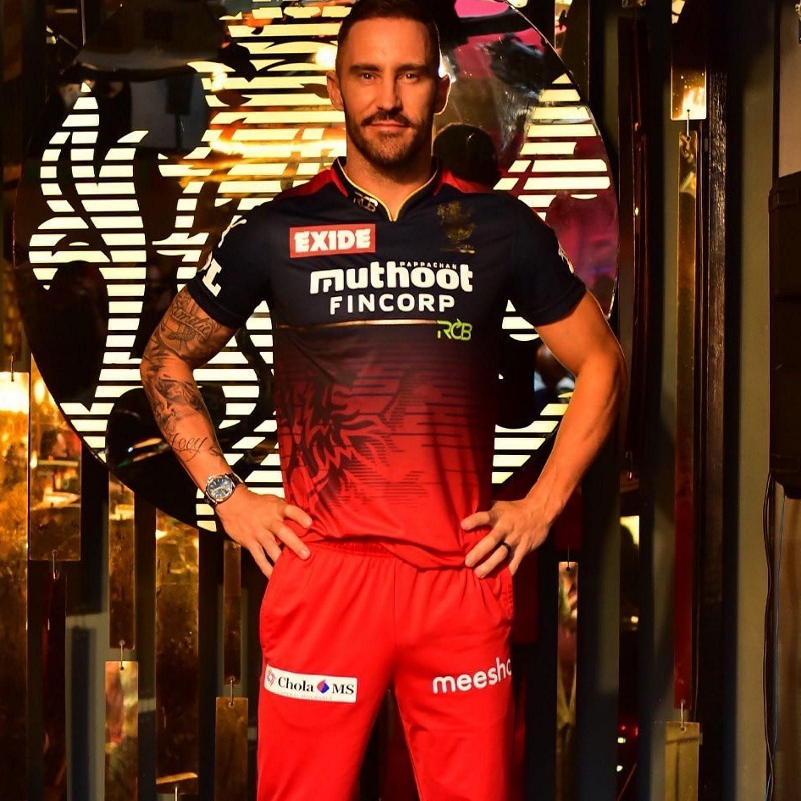 rcb-launch-their-jersey-for-ipl-2022.jpg (1600&times;1600)