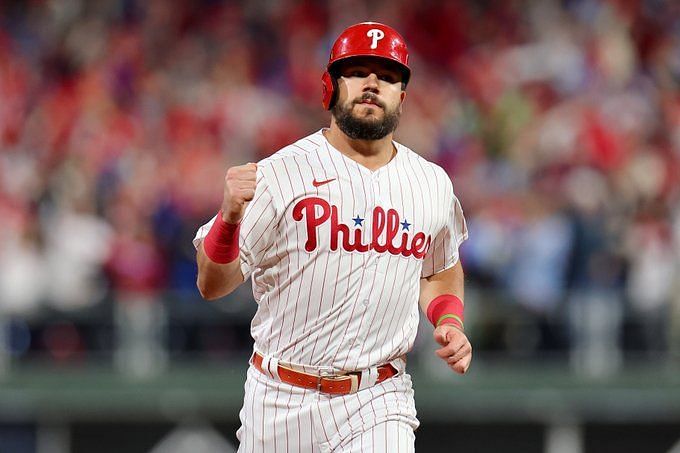 What's the story behind Kyle Schwarber's salute? Looking at hand ...