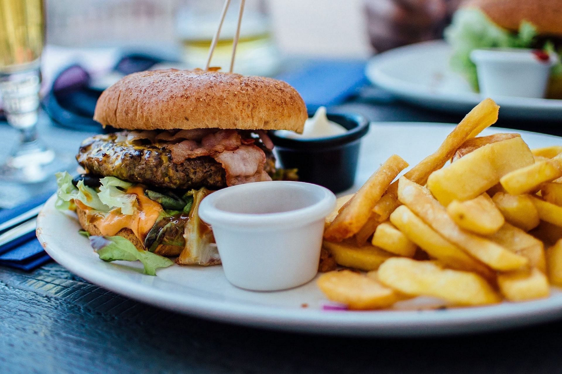Processed food increases the chances of heart diseases. (Image via Pexels / Robin Stickel)