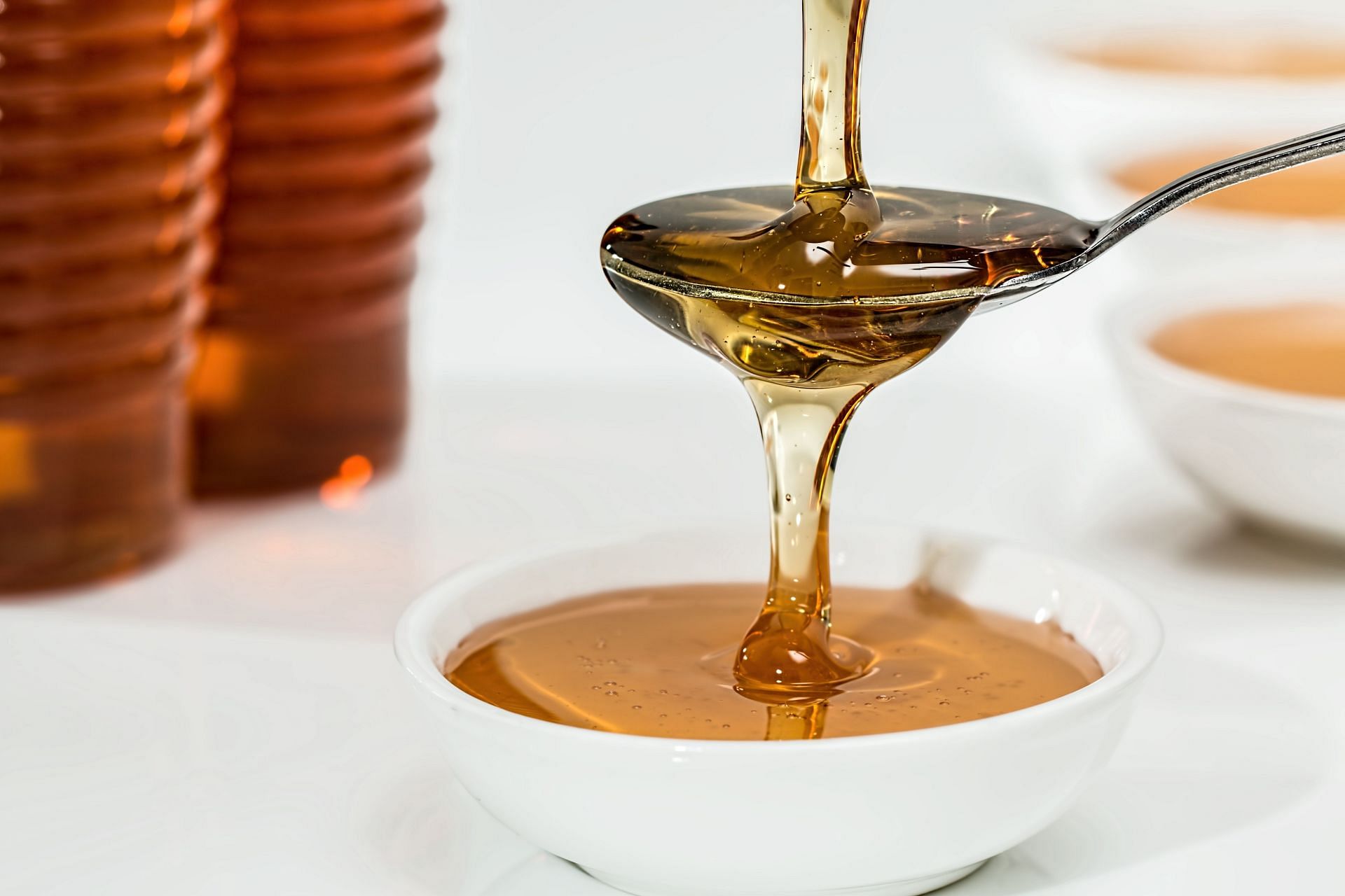 العسل والسكر مصادر مغذية للكربوهيدرات المعقدة (الصورة من Pexels)