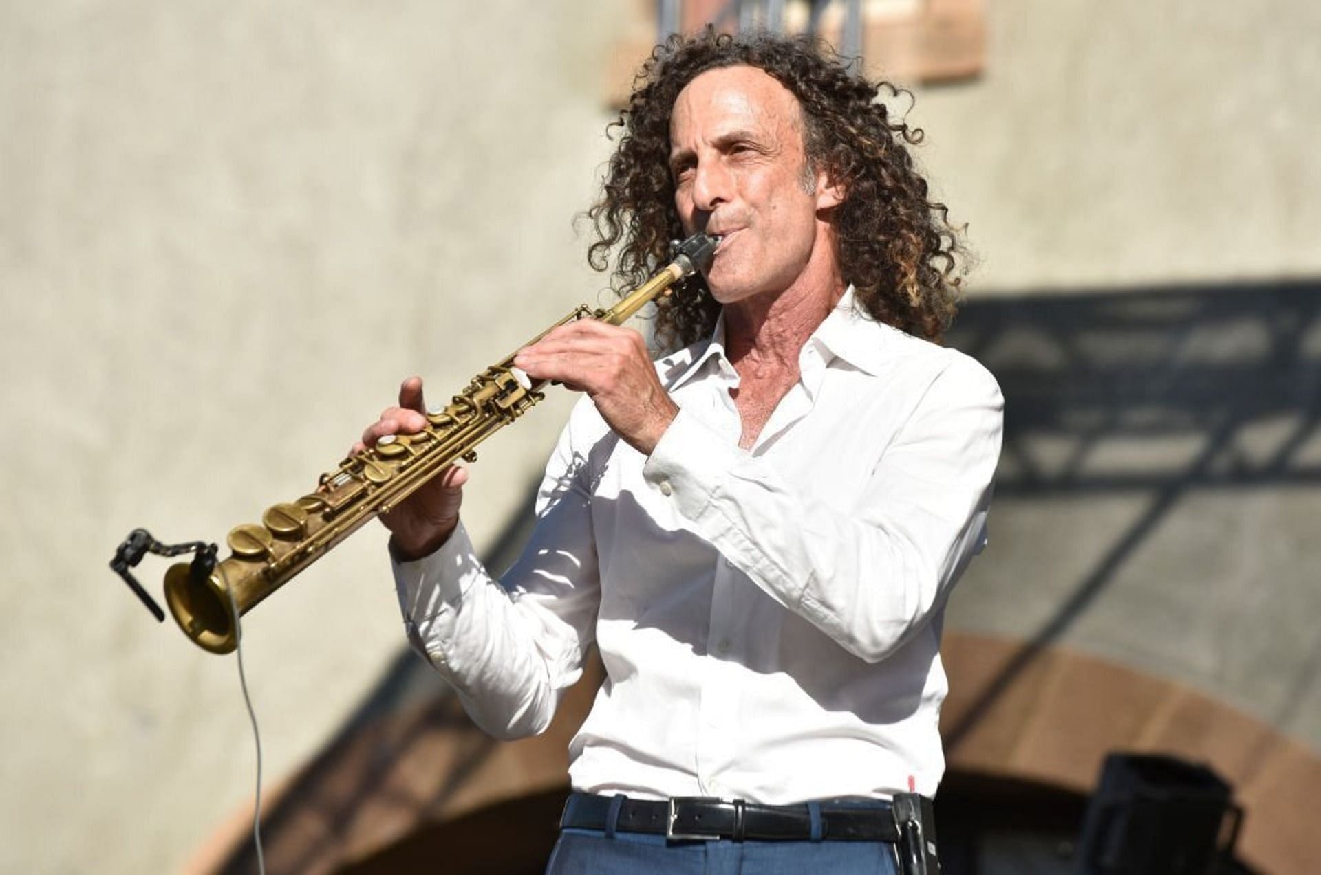 Kenny G has earned a lot from his hit albums and singles (Image via Tim Mosenfelder/Getty Images)