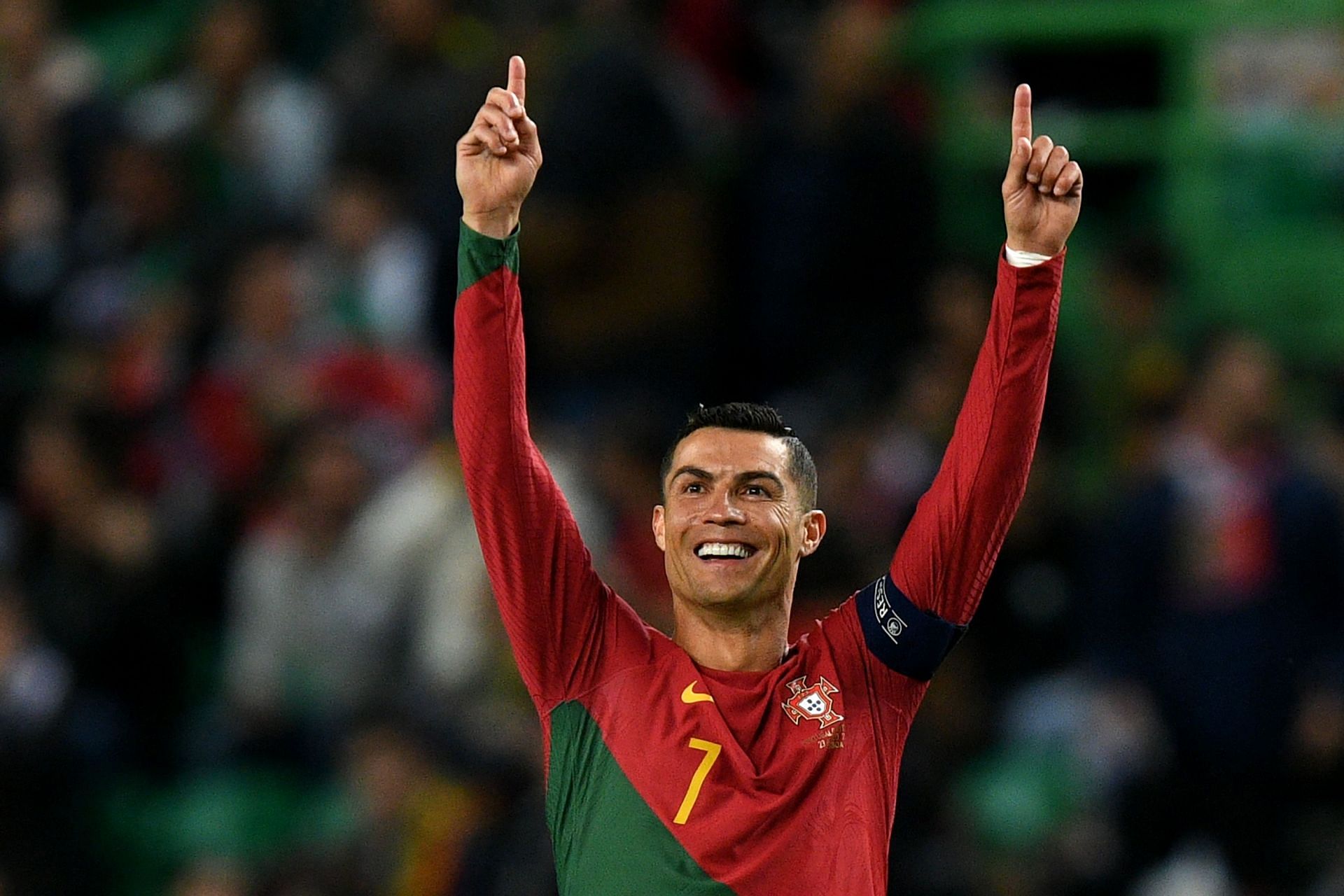 रोनाल्डो ने साल 2004 से पुर्तगाल के लिए खेले गए हर मुकाबले में गोल दागा है।