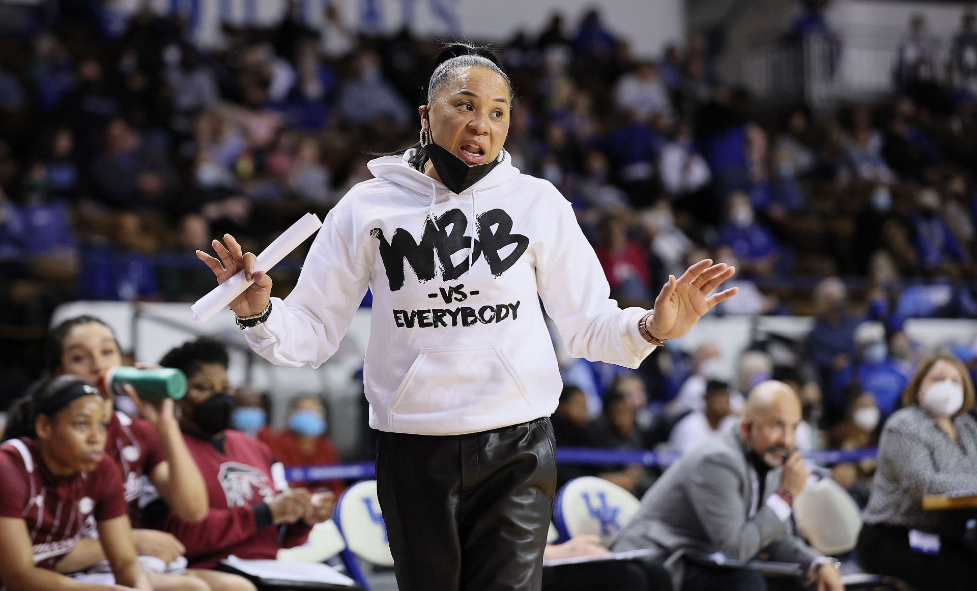 Is Dawn Staley married to Lisa Boyer? All you need to know about 2023 ...