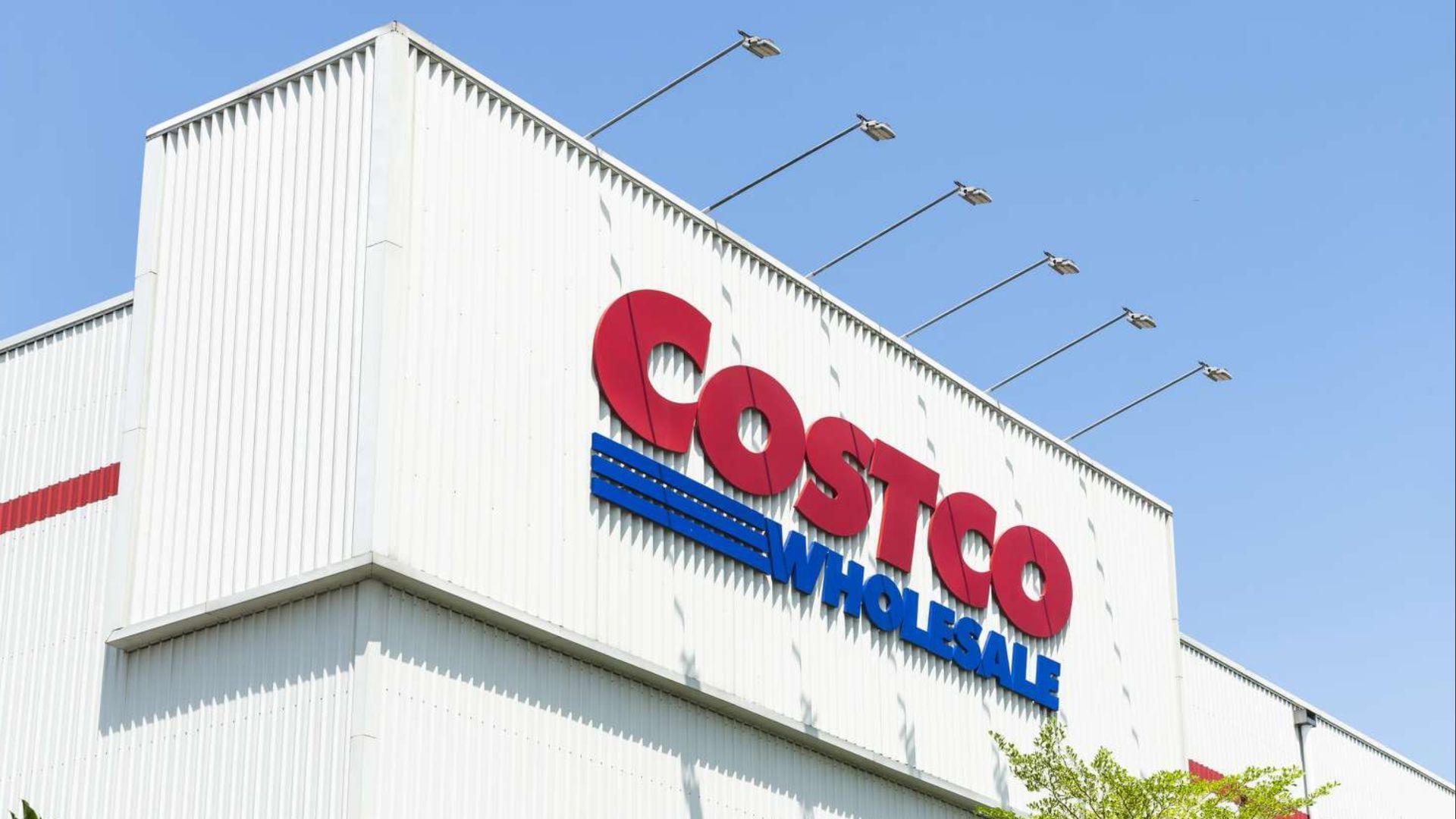 “I hope no jobs are in danger” Costco’s new sample kiosks sparks