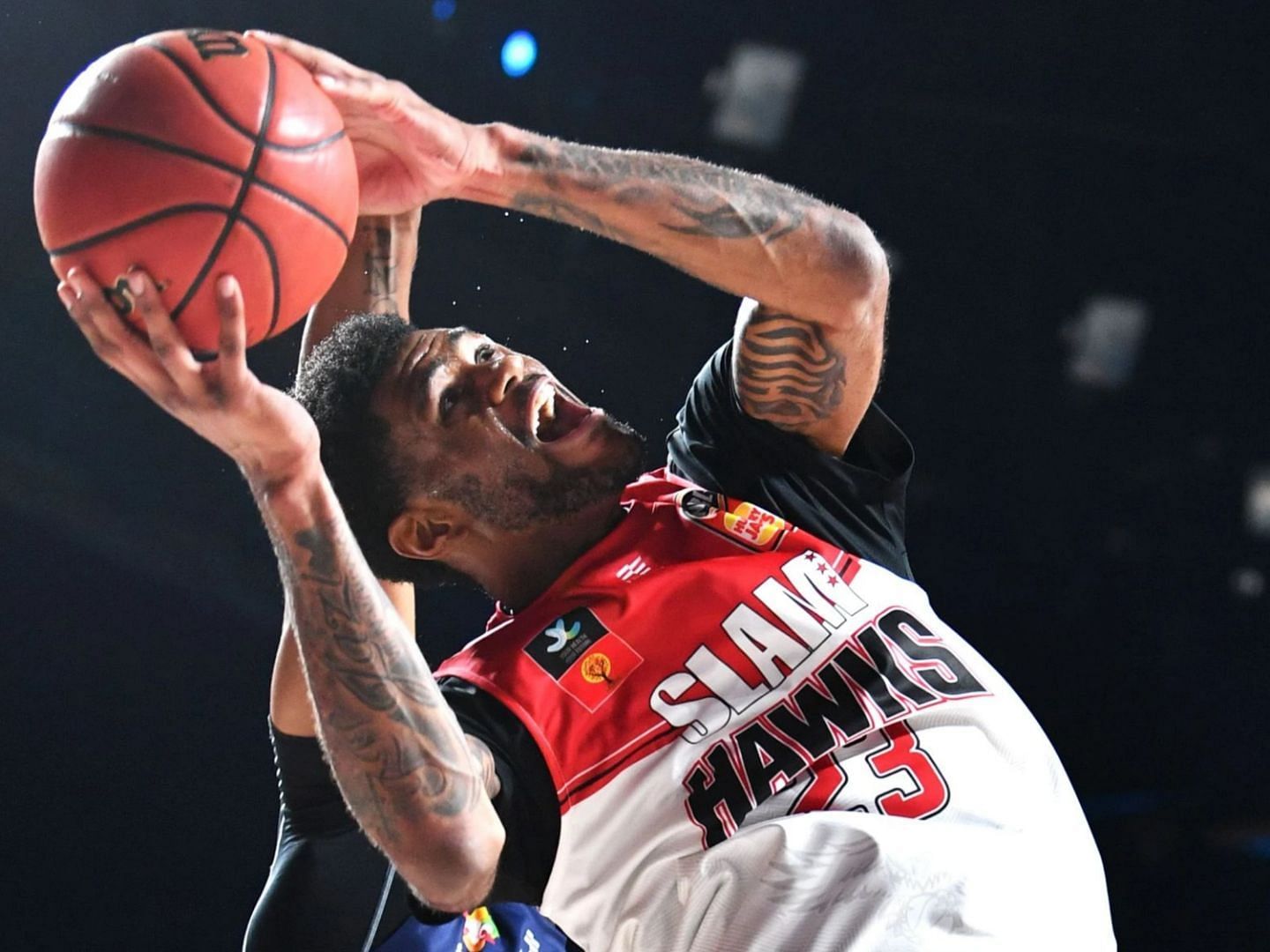 يلعب بيلي بريستون مع فريق Illawarra Hawks
