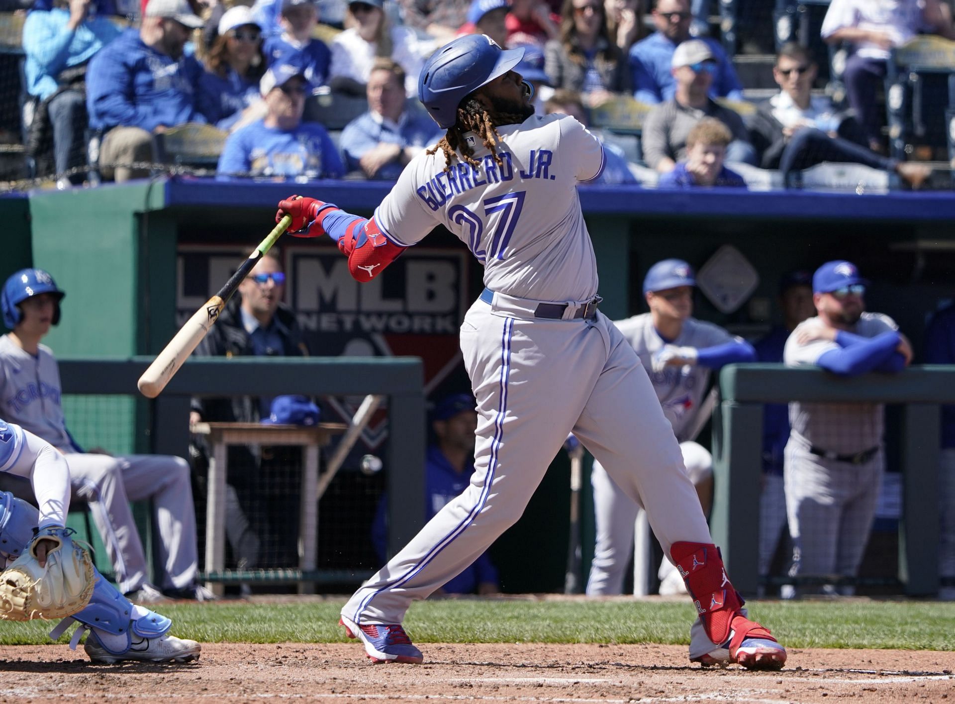 Two-time All-Star And 2021 HR Leader Vladimir Guerrero Jr. Commits MLB ...