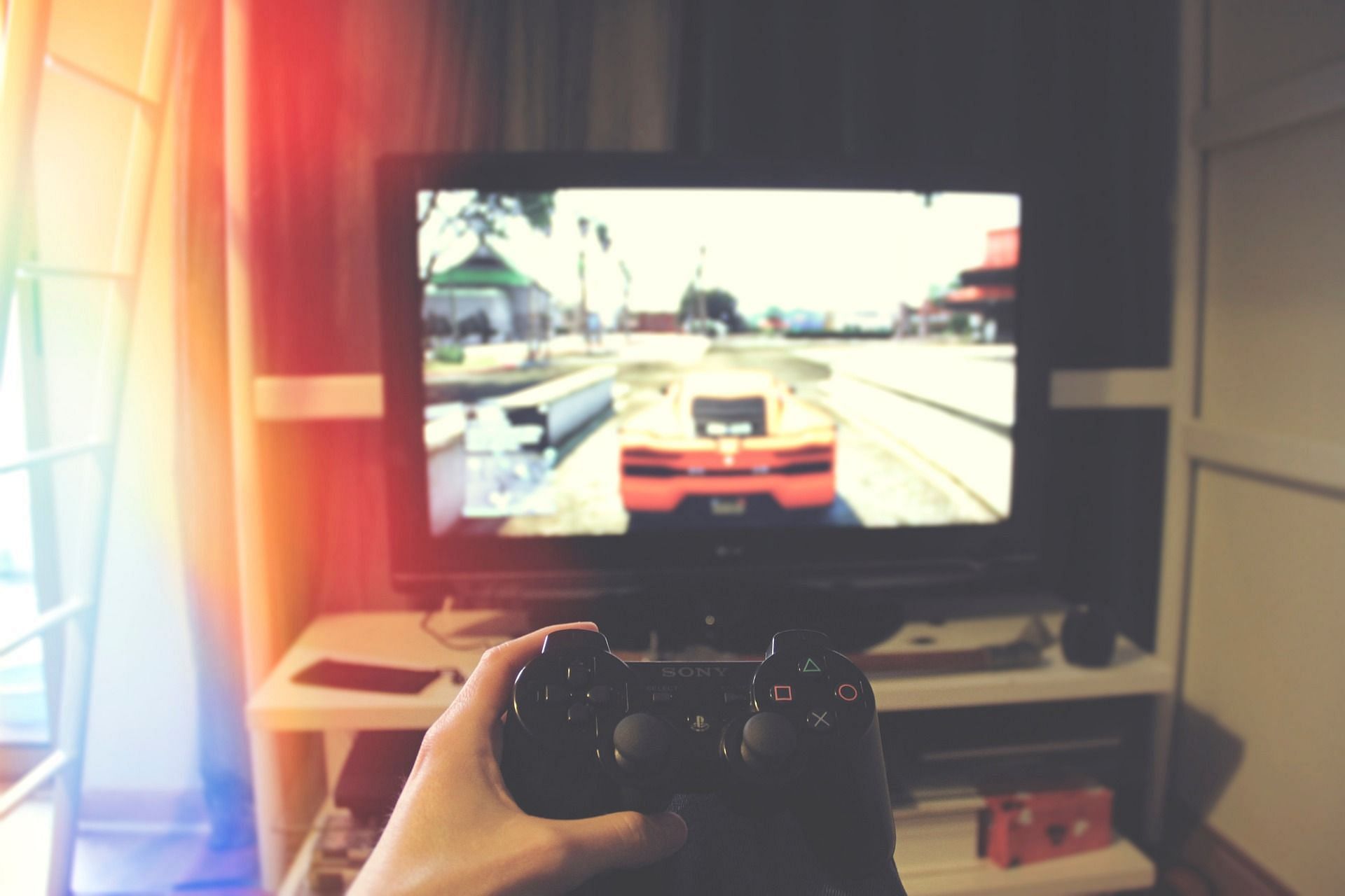 High resolution monitor is what you may need next for enhanced gaming experience (Image via Pixabay)