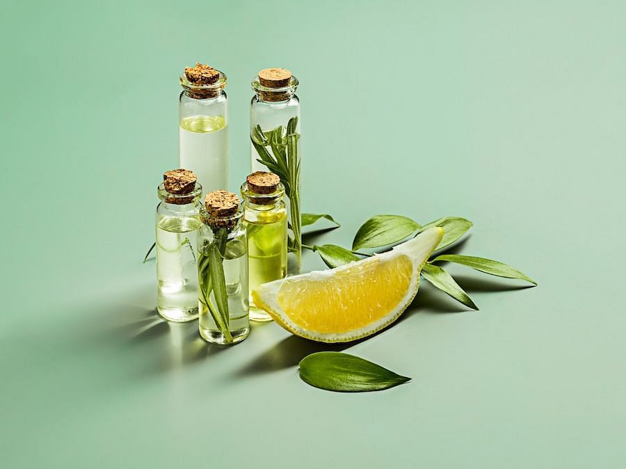 fragrance-oils-for-skin-everything-you-need-to-know