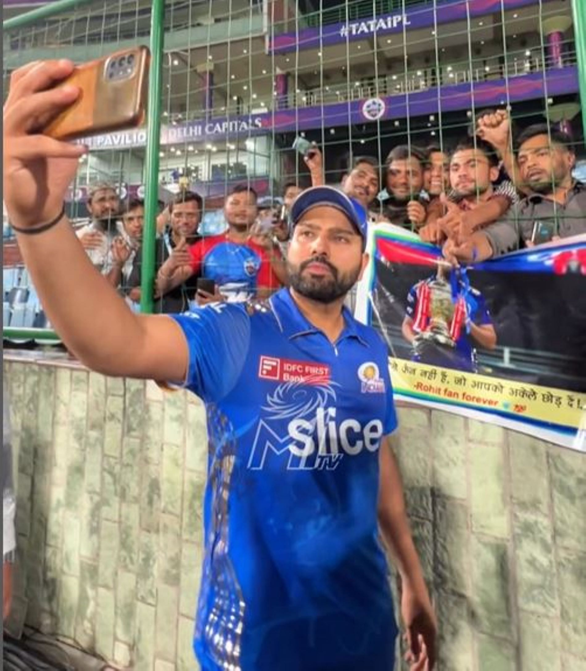 [Watch] MI Skipper Rohit Sharma Clicks A Selfie With Fans After First ...