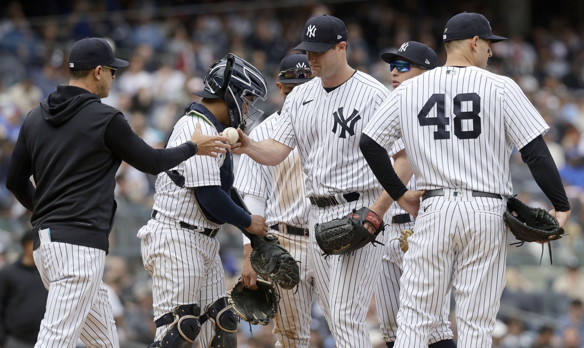 MLB analyst trolls New York Yankees fanbase for over the top