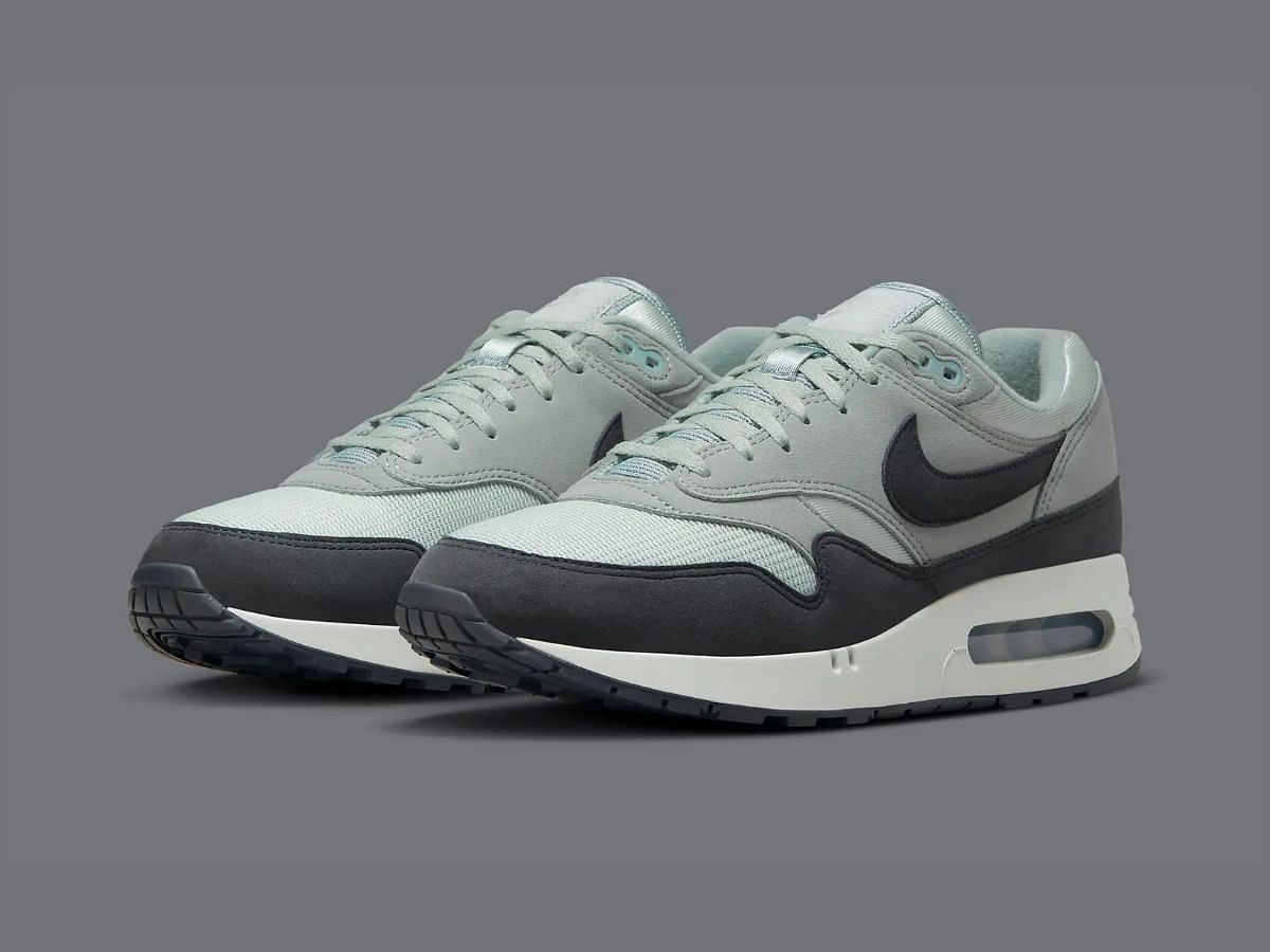 Parte Durante ~ Consentimiento Nike Air Max 1 86' "Light Silver" sneakers: Where to get, price, and more  details explored