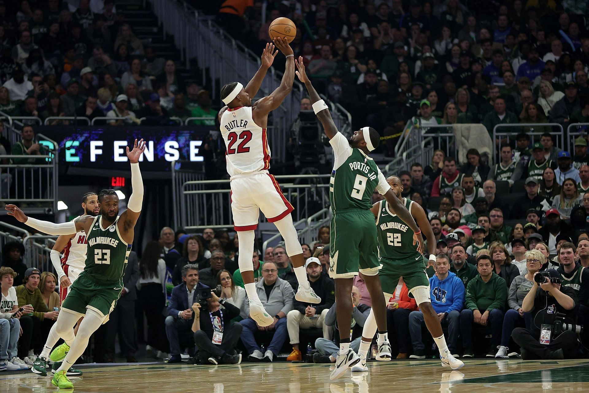 Watch Jimmy Butler hits miraculous shot to send Game 5 into overtime