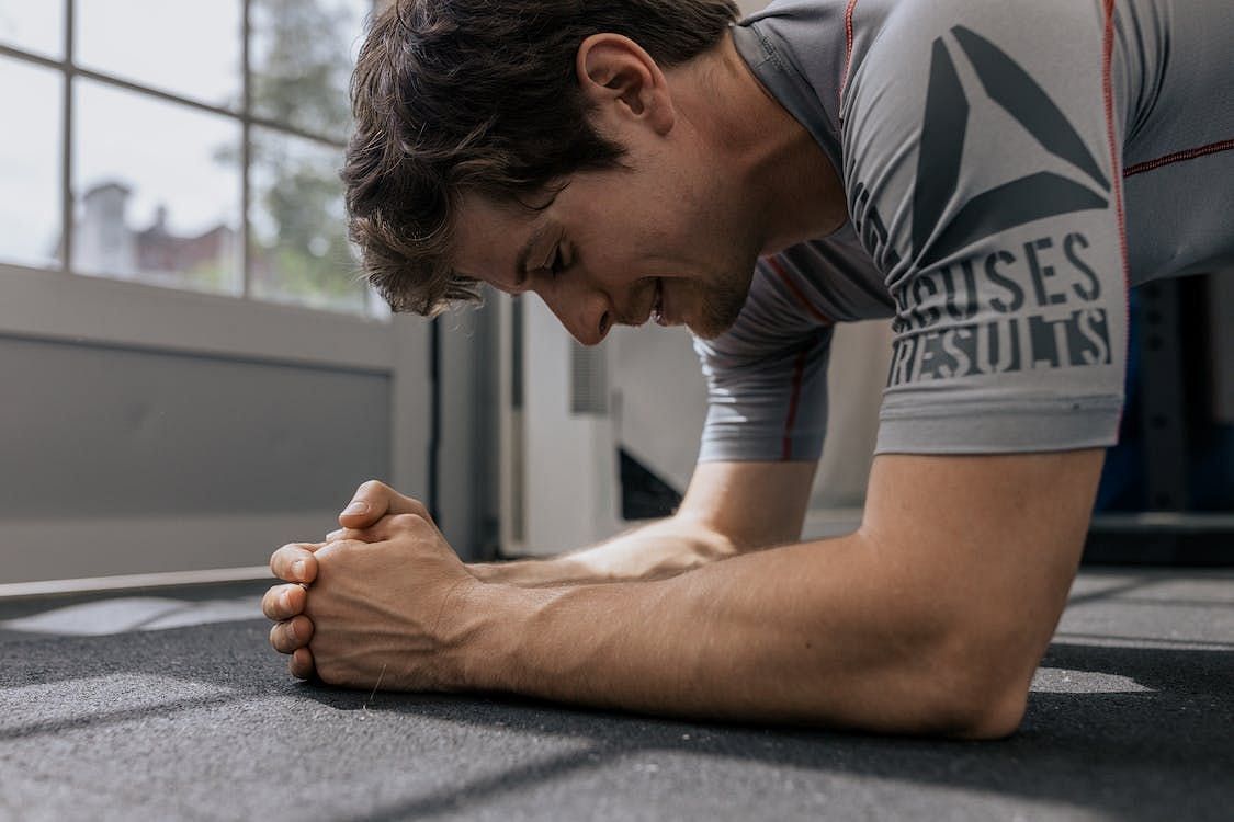 Breaking The Plank World Record Tips For A Stronger Core And Longer Plank