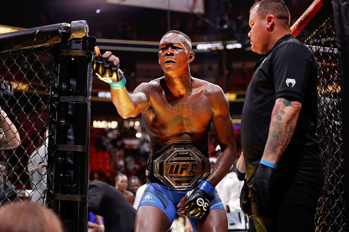 What is Israel Adesanya's fight record?