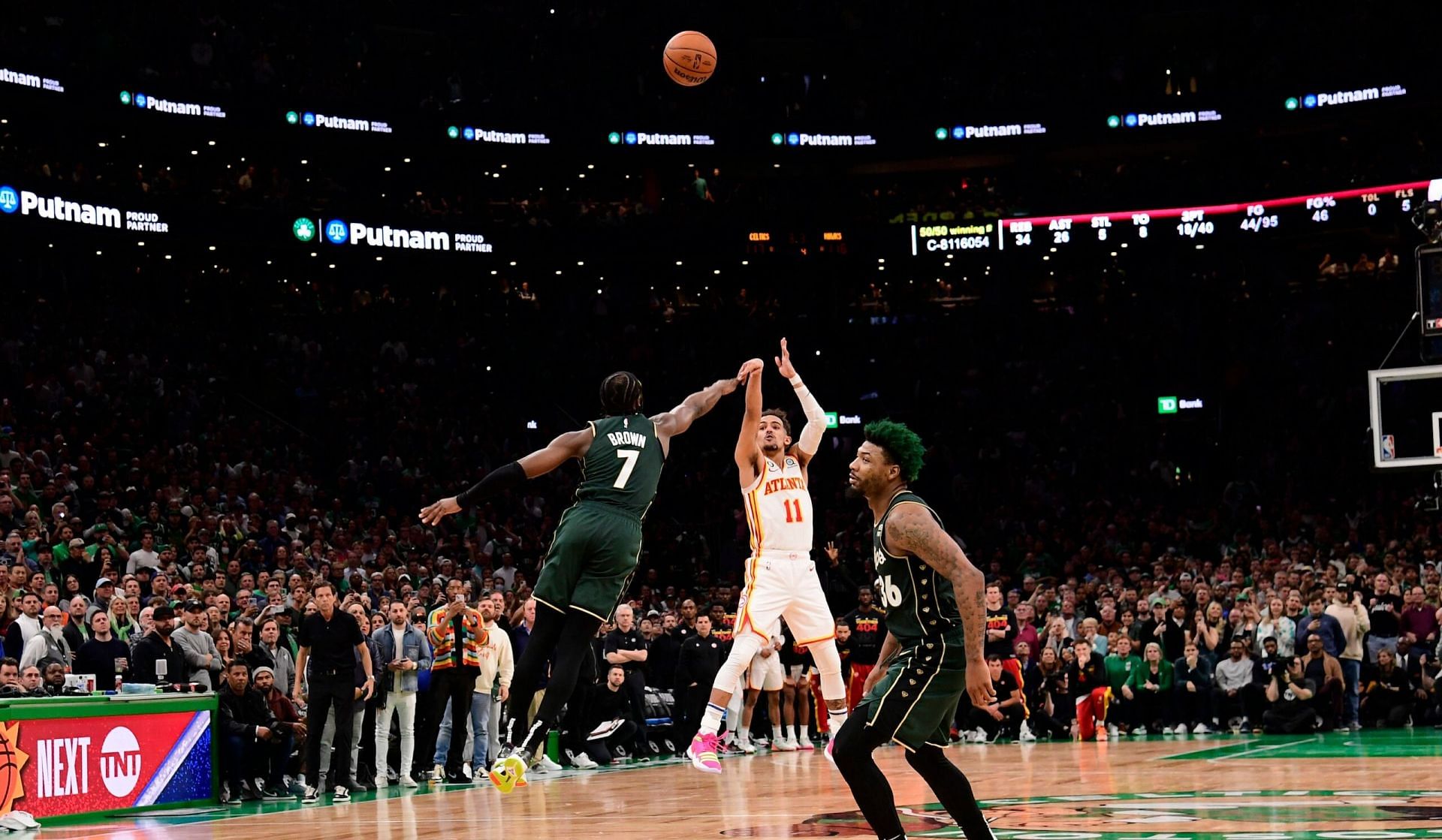 "OWNS THE LEPRECHAUNS" - Hawks Fans Are Going Nuts As Trae Young Hits A ...