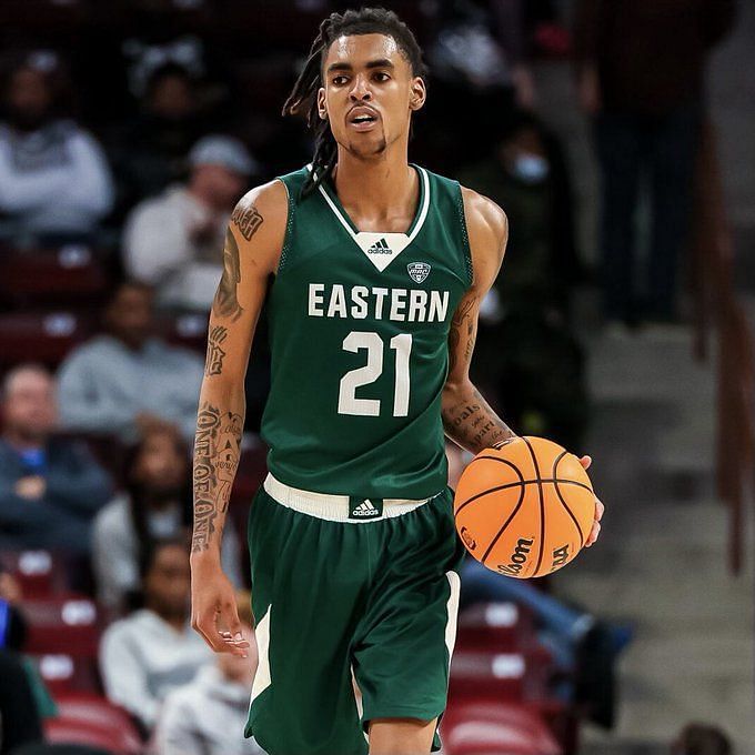 Did Emoni Bates declare for NBA draft?