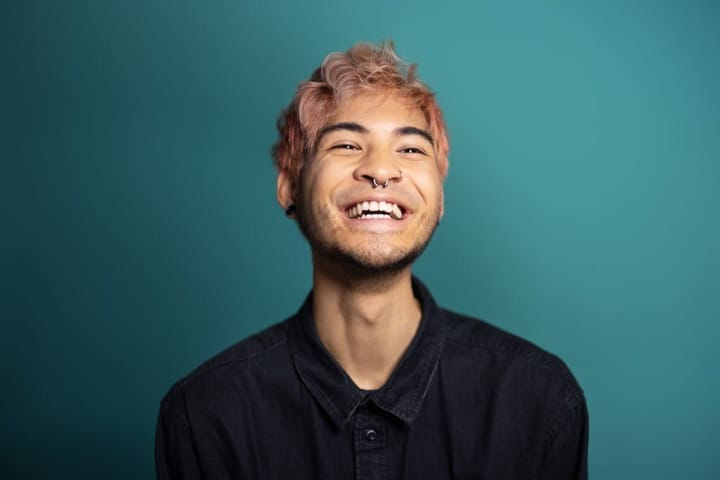 Being grateful will help you be happier (Image via Getty Images)