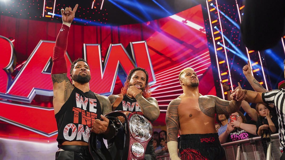 WWE Raw में ब्लडलाइन को बड़ी जीत मिली 