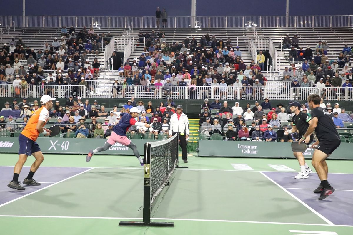 Andre Agassi, John McEnroe & co. at Pickleball Slam Which tennis