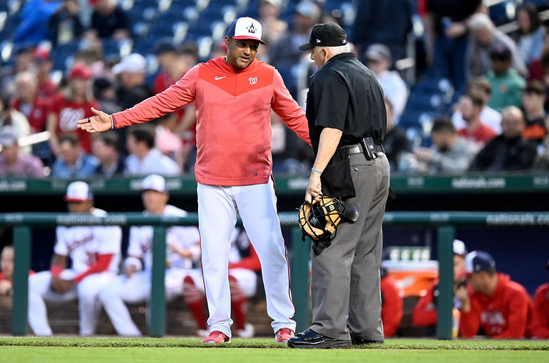 Larry Vanover is the MLB umpire who was hit in the head